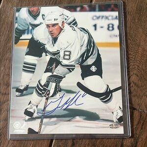 Autographed Hockey Player Photo - Geoff Sanderson